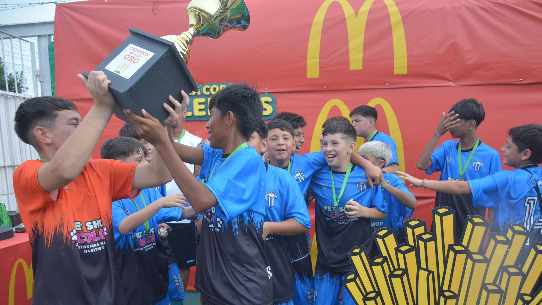 Argentino de Merlo reina en Ituzaingó: Cierra el año con dos Copas de Oro