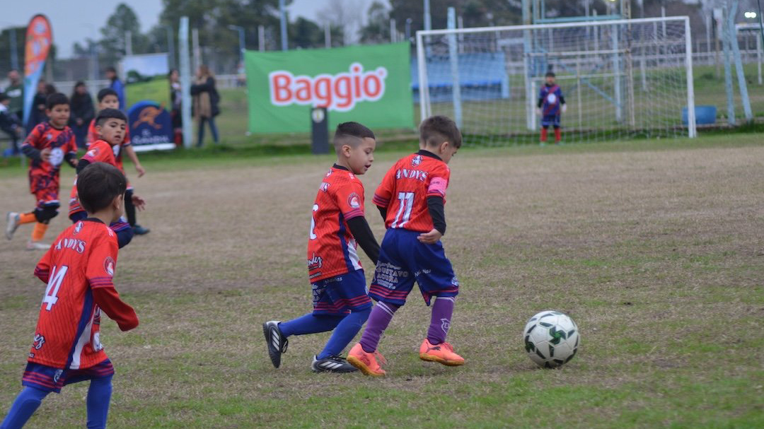 Zárate recibe a La Copa Talentos Baggio: Comienzan 4 días de fútbol en CADU